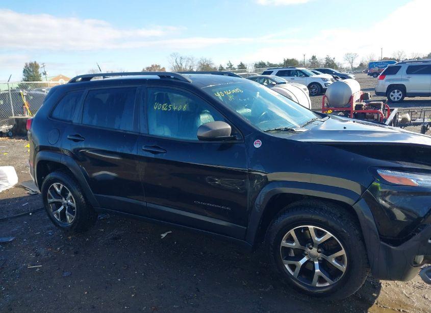 Photo 13 of 2014 Jeep Cherokee TRAILHAWK (VIN 1C4PJMBS4EW191721)