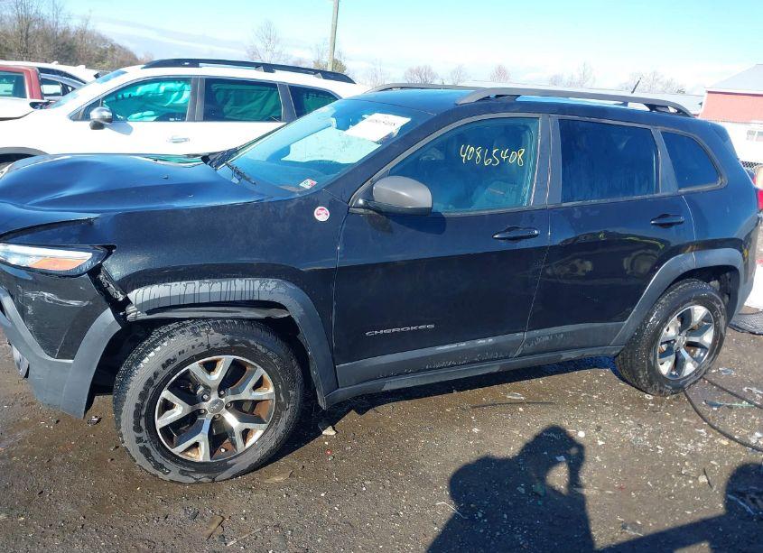 Photo 14 of 2014 Jeep Cherokee TRAILHAWK (VIN 1C4PJMBS4EW191721)