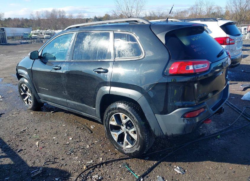 Photo 3 of 2014 Jeep Cherokee TRAILHAWK (VIN 1C4PJMBS4EW191721)