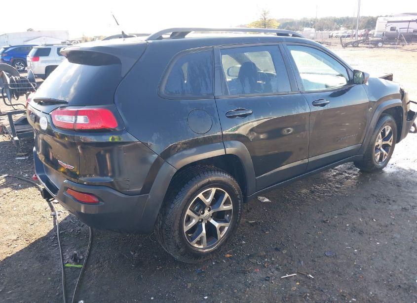 Photo 4 of 2014 Jeep Cherokee TRAILHAWK (VIN 1C4PJMBS4EW191721)