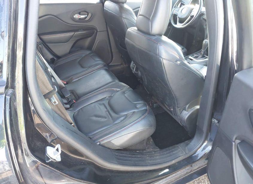 Photo 8 of 2014 Jeep Cherokee TRAILHAWK (VIN 1C4PJMBS4EW191721)