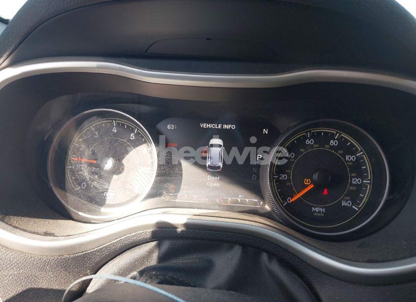 Photo 15 of 2015 Jeep Cherokee TRAILHAWK (VIN 1C4PJMBS4FW556822)