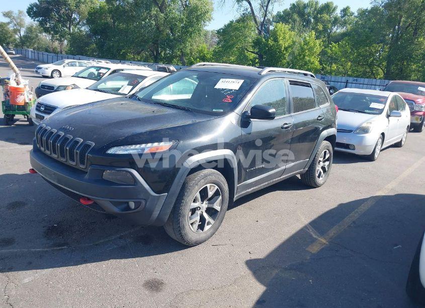 Photo 2 of 2015 Jeep Cherokee TRAILHAWK (VIN 1C4PJMBS4FW556822)