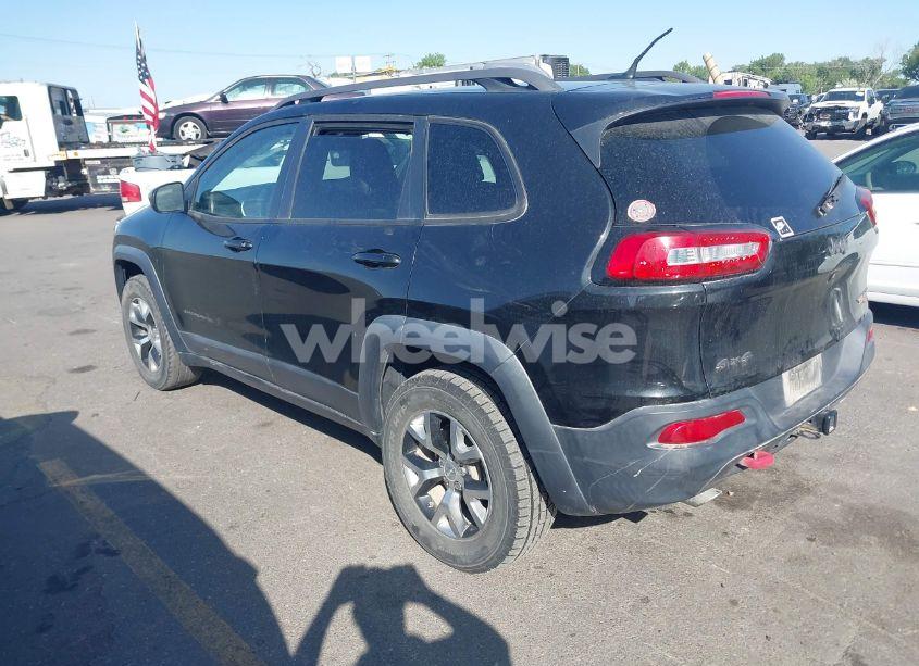 Photo 3 of 2015 Jeep Cherokee TRAILHAWK (VIN 1C4PJMBS4FW556822)