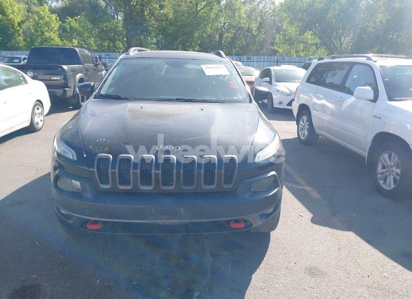 Photo 6 of 2015 Jeep Cherokee TRAILHAWK (VIN 1C4PJMBS4FW556822)