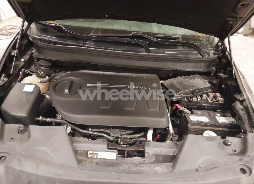 Photo 10 of 2016 Jeep Cherokee TRAILHAWK (VIN 1C4PJMBS4GW186568)