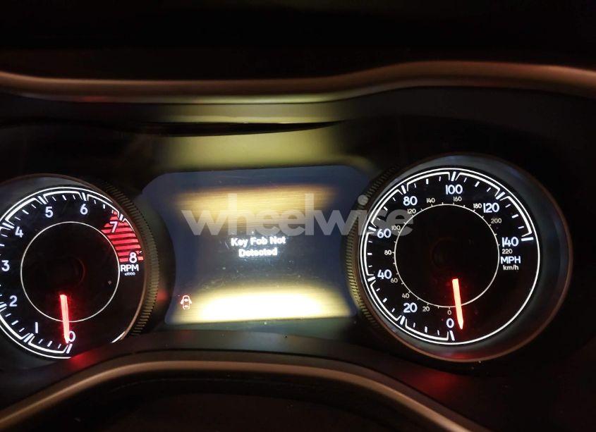 Photo 7 of 2016 Jeep Cherokee TRAILHAWK (VIN 1C4PJMBS4GW186568)