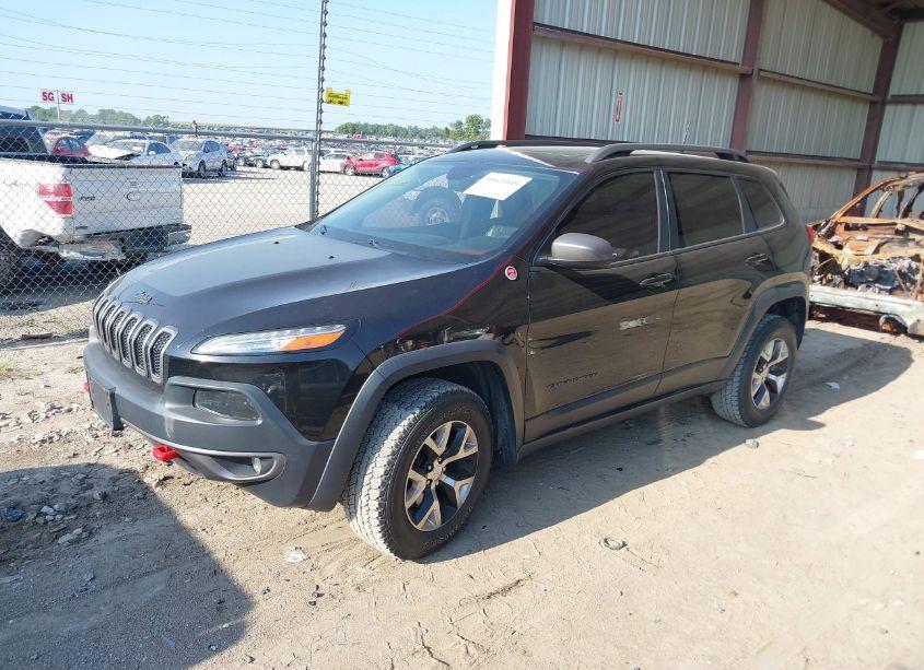 Photo 2 of 2016 Jeep Cherokee TRAILHAWK (VIN 1C4PJMBS4GW224574)