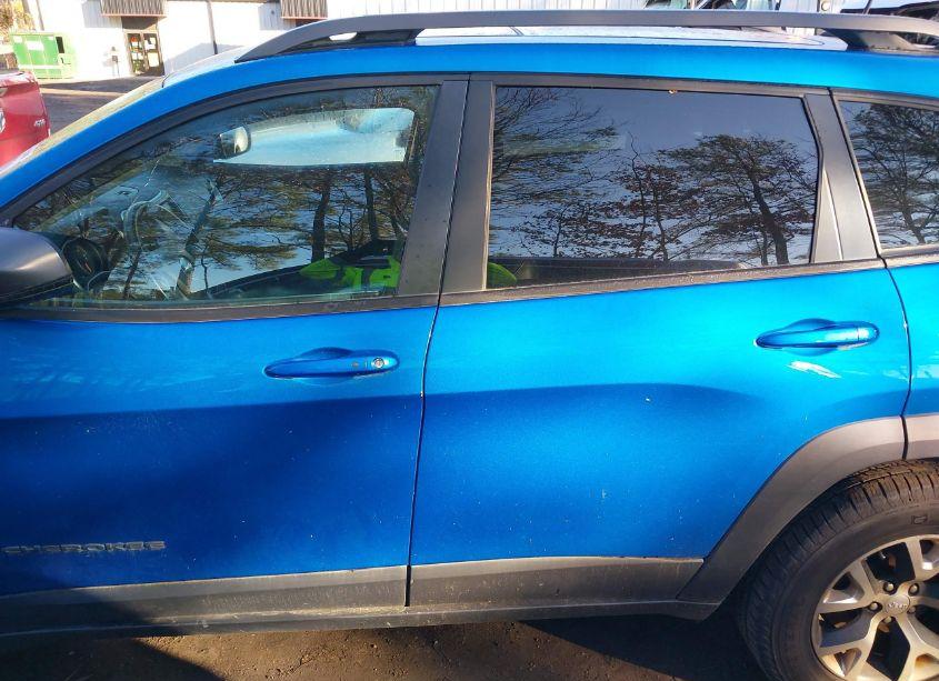 Photo 14 of 2017 Jeep Cherokee TRAILHAWK 4X4 (VIN 1C4PJMBS4HW635118)