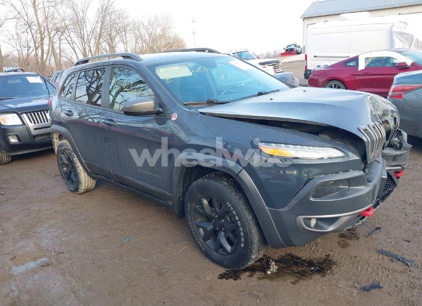 2017 Jeep Cherokee TRAILHAWK 4X4 (VIN 1C4PJMBS4HW647852) main photo