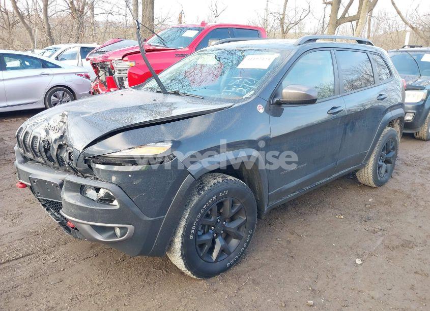 Photo 2 of 2017 Jeep Cherokee TRAILHAWK 4X4 (VIN 1C4PJMBS4HW647852)