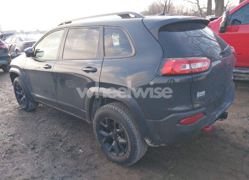 Photo 3 of 2017 Jeep Cherokee TRAILHAWK 4X4 (VIN 1C4PJMBS4HW647852)