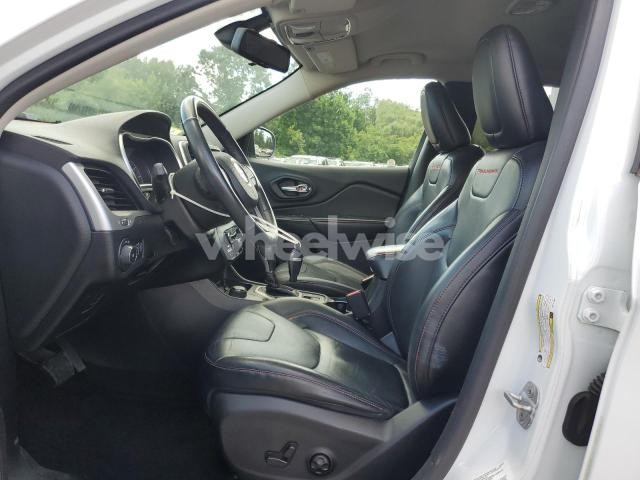 2014 JEEP CHEROKEE TRAILHAWK (VIN 1C4PJMBS5EW111360) main photo