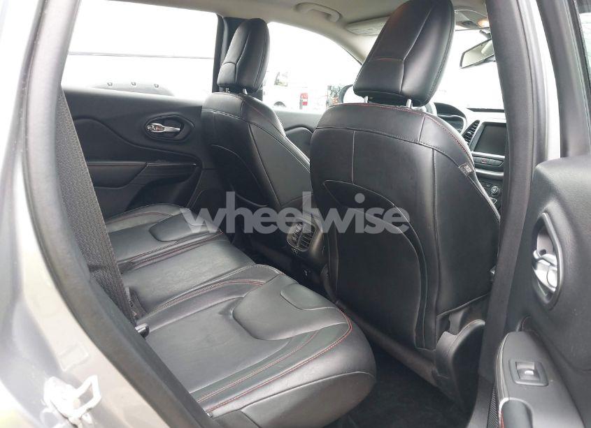 Photo 8 of 2014 Jeep Cherokee TRAILHAWK (VIN 1C4PJMBS5EW216013)
