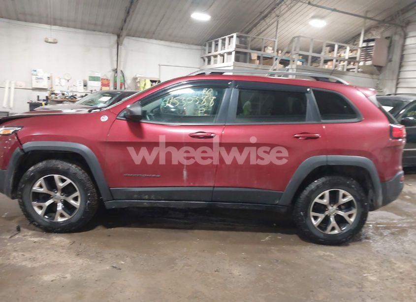 Photo 14 of 2014 Jeep Cherokee TRAILHAWK (VIN 1C4PJMBS5EW280567)