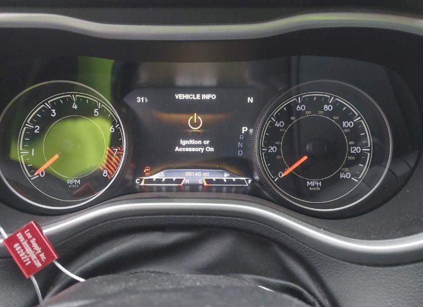 Photo 7 of 2015 Jeep Cherokee TRAILHAWK (VIN 1C4PJMBS5FW502302)