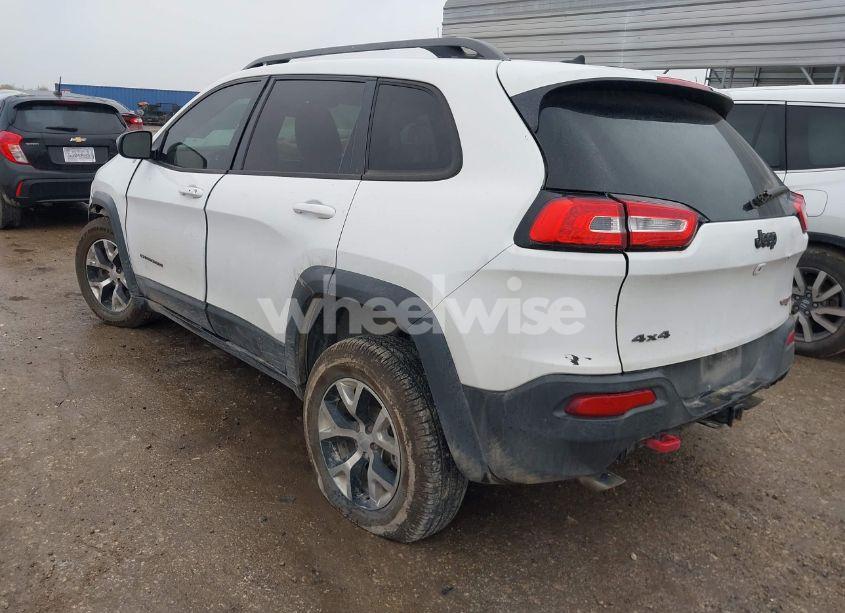 Photo 3 of 2015 Jeep Cherokee TRAILHAWK (VIN 1C4PJMBS5FW521058)