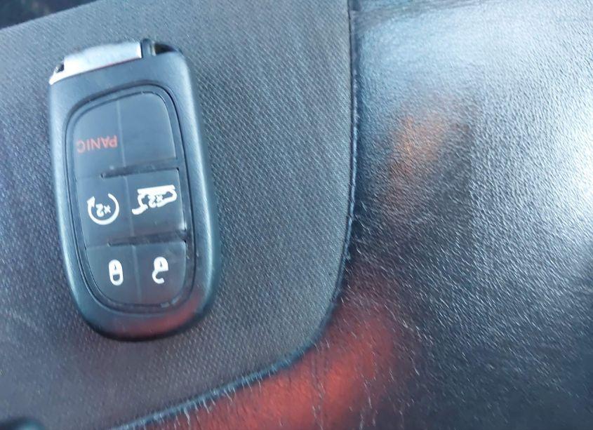 Photo 11 of 2015 Jeep Cherokee TRAILHAWK (VIN 1C4PJMBS5FW576674)