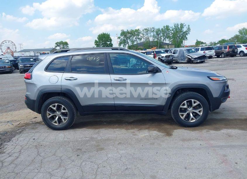 Photo 13 of 2015 Jeep Cherokee TRAILHAWK (VIN 1C4PJMBS5FW615313)