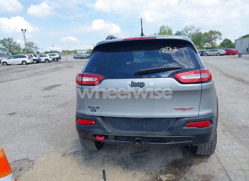 Photo 16 of 2015 Jeep Cherokee TRAILHAWK (VIN 1C4PJMBS5FW615313)
