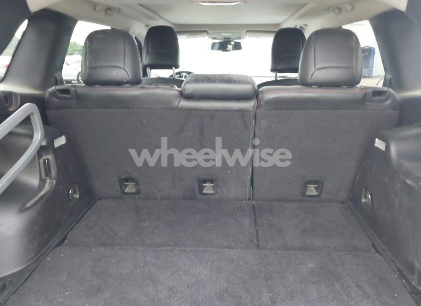 Photo 18 of 2015 Jeep Cherokee TRAILHAWK (VIN 1C4PJMBS5FW647601)