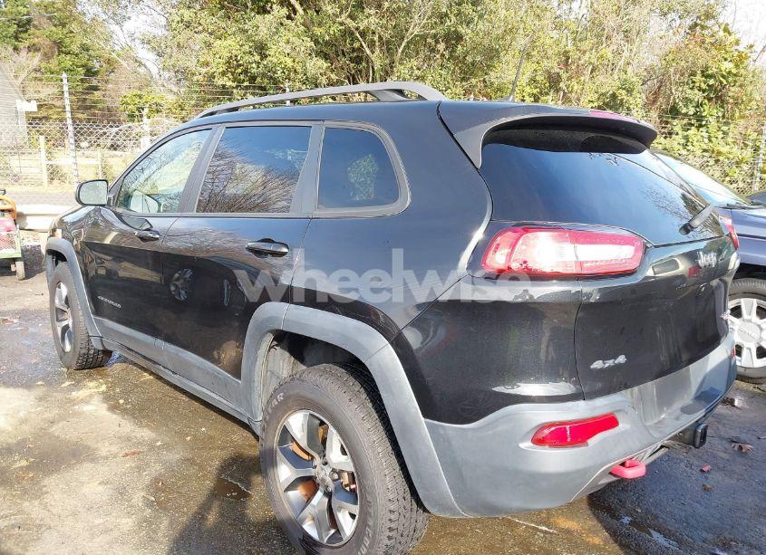Photo 3 of 2016 Jeep Cherokee TRAILHAWK (VIN 1C4PJMBS5GW271628)