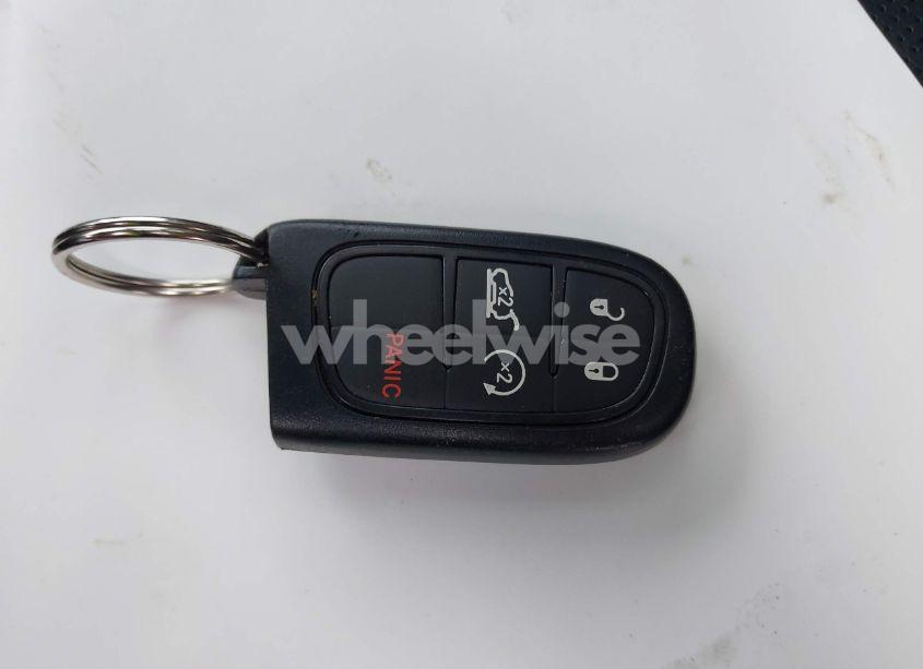 Photo 11 of 2016 Jeep Cherokee TRAILHAWK (VIN 1C4PJMBS5GW304062)