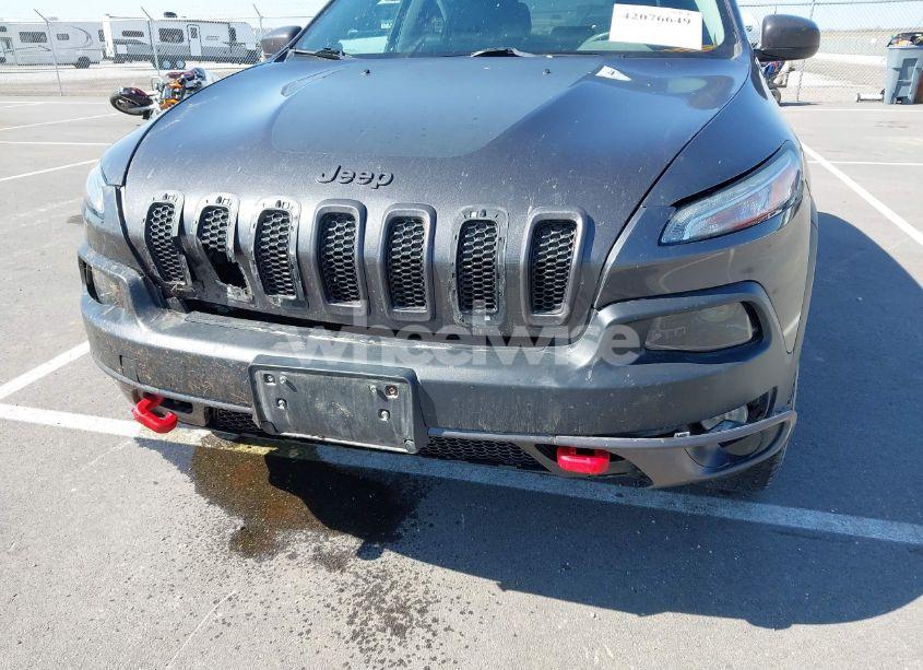 Photo 6 of 2014 Jeep Cherokee TRAILHAWK (VIN 1C4PJMBS6EW156551)
