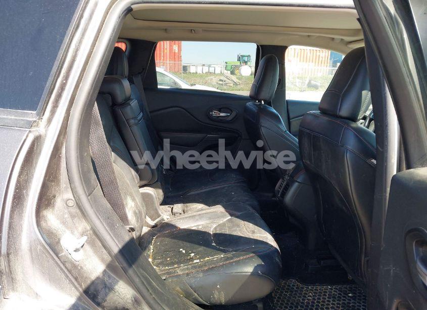 Photo 8 of 2014 Jeep Cherokee TRAILHAWK (VIN 1C4PJMBS6EW156551)