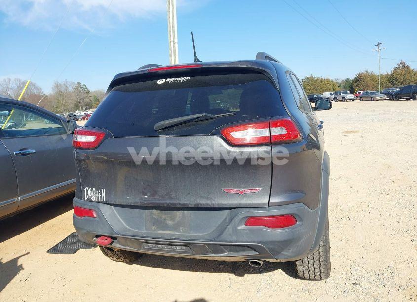 Photo 17 of 2014 Jeep Cherokee TRAILHAWK (VIN 1C4PJMBS6EW278987)