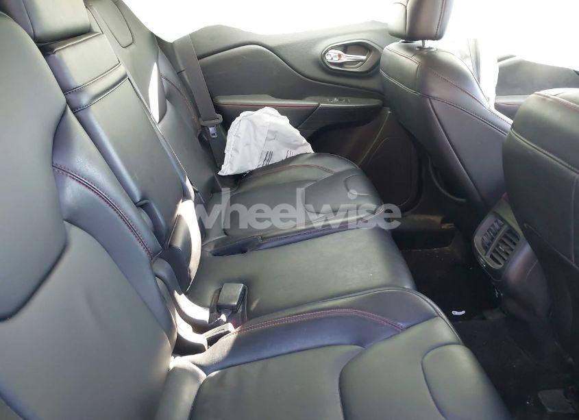 Photo 8 of 2014 Jeep Cherokee TRAILHAWK (VIN 1C4PJMBS6EW286197)