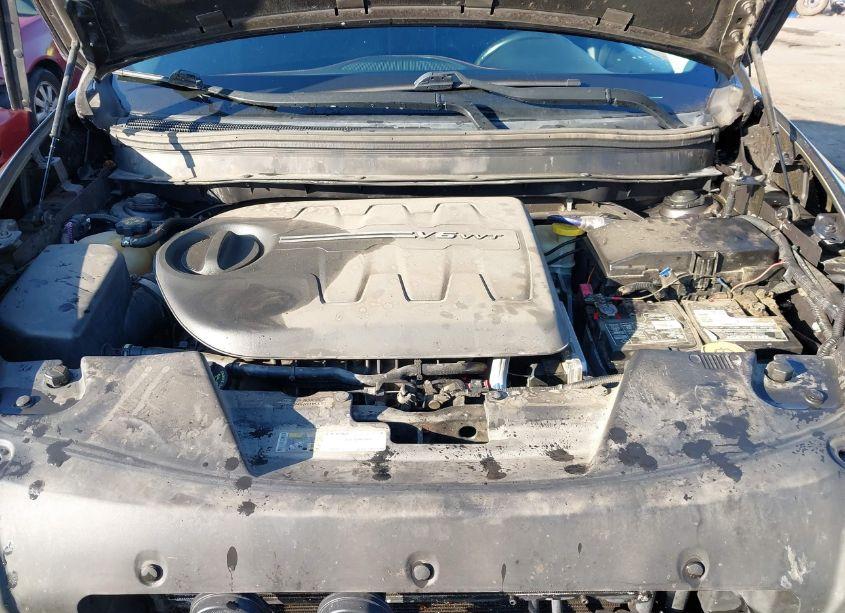 Photo 10 of 2015 Jeep Cherokee TRAILHAWK (VIN 1C4PJMBS6FW569863)