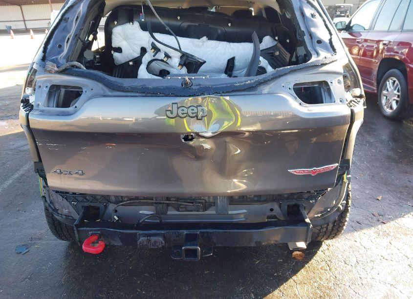 Photo 17 of 2015 Jeep Cherokee TRAILHAWK (VIN 1C4PJMBS6FW569863)