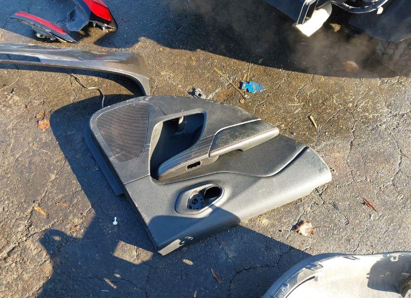 Photo 18 of 2015 Jeep Cherokee TRAILHAWK (VIN 1C4PJMBS6FW569863)