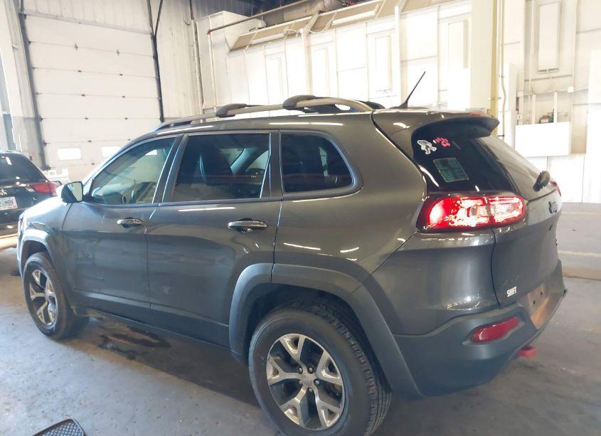 Photo 15 of 2015 Jeep Cherokee TRAILHAWK (VIN 1C4PJMBS6FW685564)