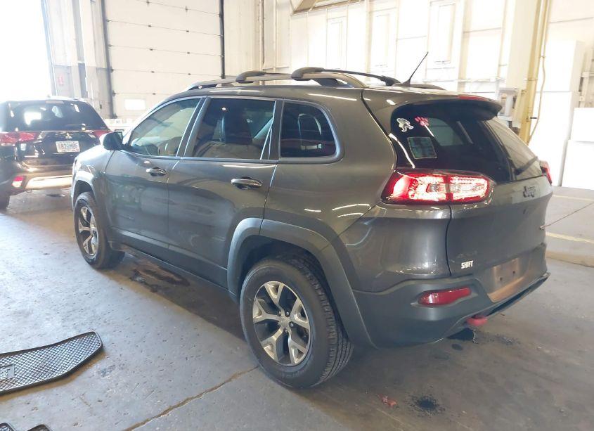 Photo 3 of 2015 Jeep Cherokee TRAILHAWK (VIN 1C4PJMBS6FW685564)