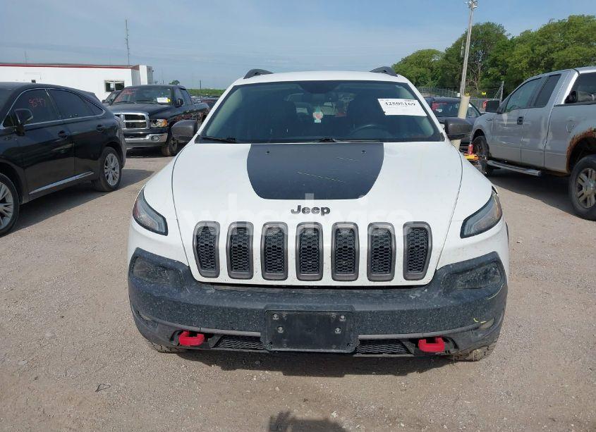 Photo 13 of 2015 Jeep Cherokee TRAILHAWK (VIN 1C4PJMBS6FW687718)