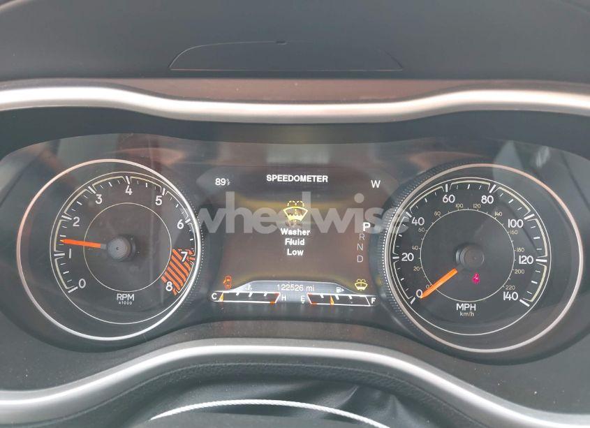 Photo 7 of 2015 Jeep Cherokee TRAILHAWK (VIN 1C4PJMBS6FW687718)