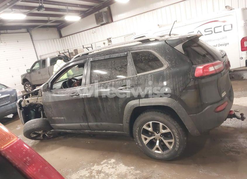 Photo 14 of 2015 Jeep Cherokee TRAILHAWK (VIN 1C4PJMBS6FW713315)