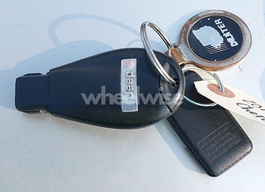 Photo 11 of 2015 Jeep Cherokee TRAILHAWK (VIN 1C4PJMBS6FW786622)