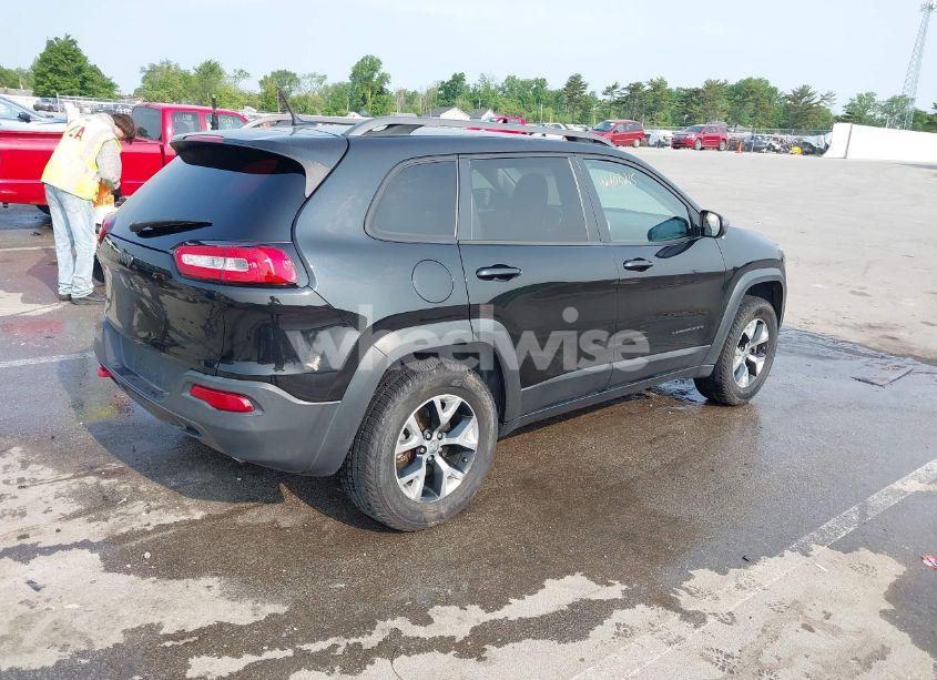 Photo 4 of 2015 Jeep Cherokee TRAILHAWK (VIN 1C4PJMBS6FW786622)