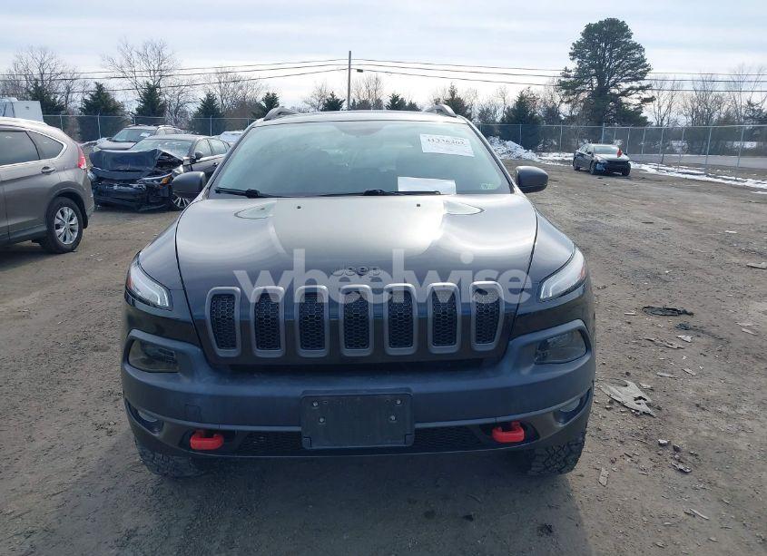 Photo 12 of 2016 Jeep Cherokee TRAILHAWK (VIN 1C4PJMBS6GW334770)