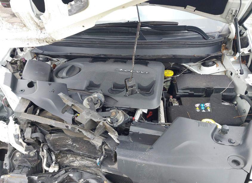 Photo 10 of 2014 Jeep Cherokee TRAILHAWK (VIN 1C4PJMBS7EW122019)