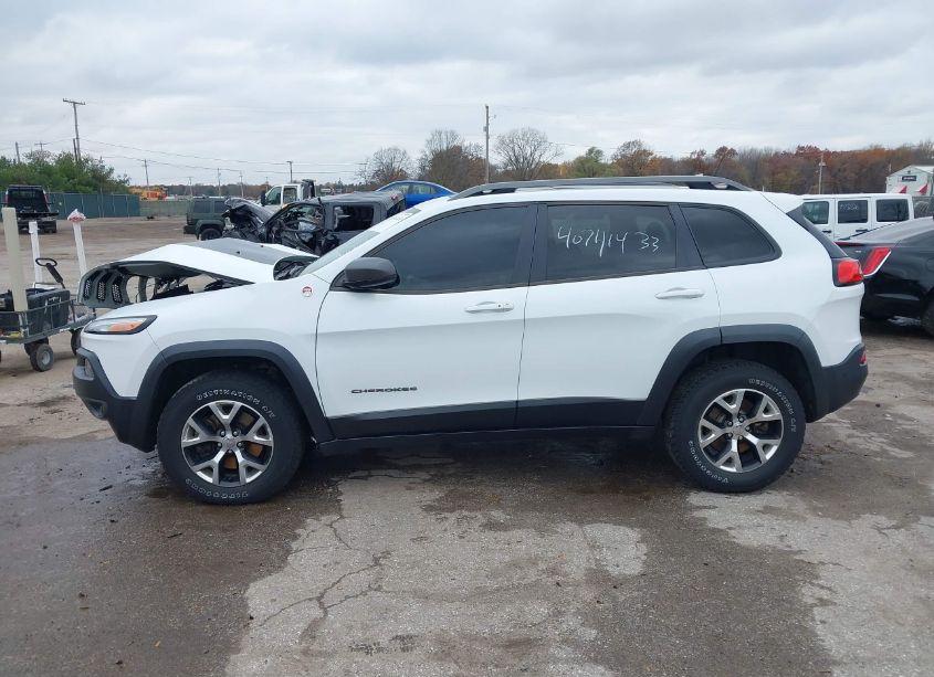 Photo 14 of 2014 Jeep Cherokee TRAILHAWK (VIN 1C4PJMBS7EW122019)