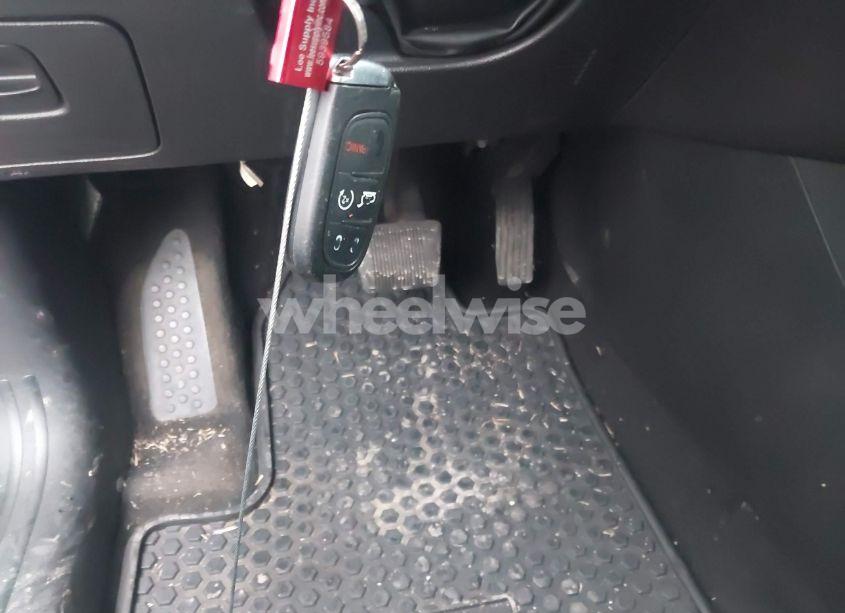 Photo 11 of 2014 Jeep Cherokee TRAILHAWK (VIN 1C4PJMBS7EW255573)