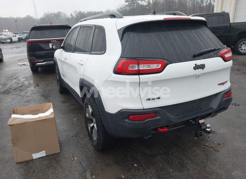 Photo 3 of 2014 Jeep Cherokee TRAILHAWK (VIN 1C4PJMBS7EW255573)