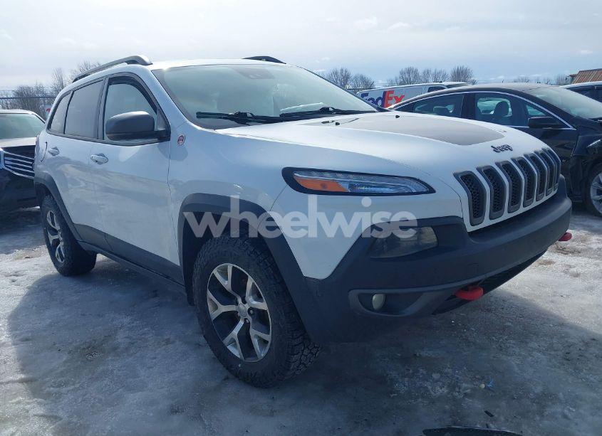 2015 Jeep Cherokee TRAILHAWK (VIN 1C4PJMBS7FW574229) main photo