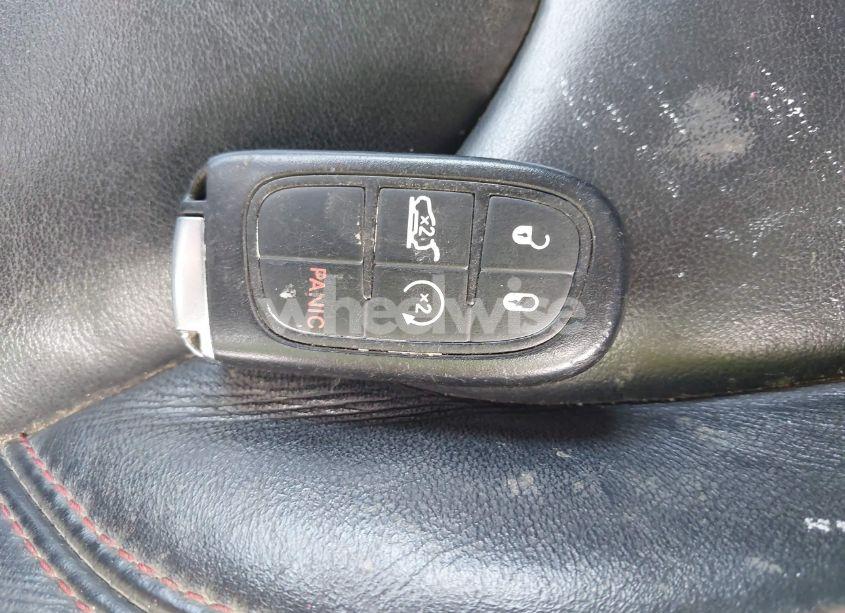 Photo 11 of 2015 Jeep Cherokee TRAILHAWK (VIN 1C4PJMBS7FW574229)