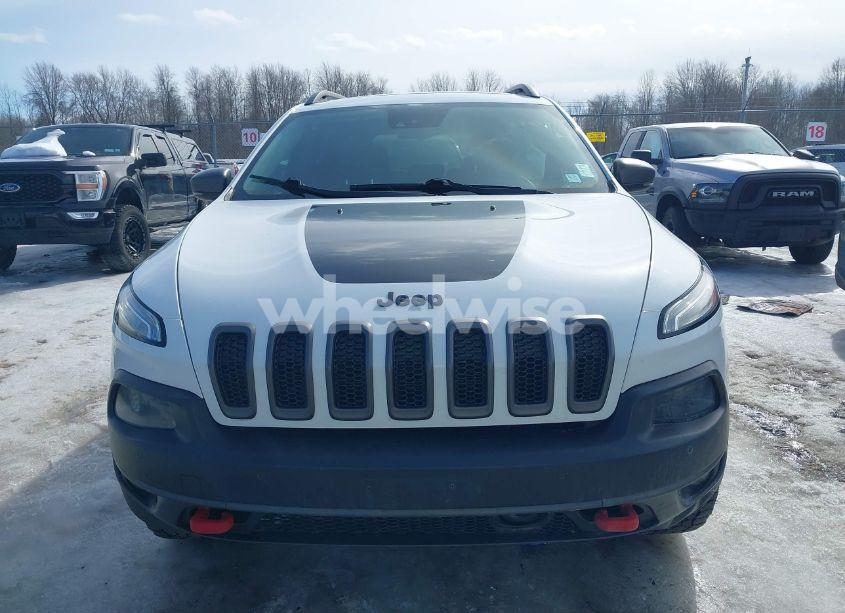Photo 12 of 2015 Jeep Cherokee TRAILHAWK (VIN 1C4PJMBS7FW574229)