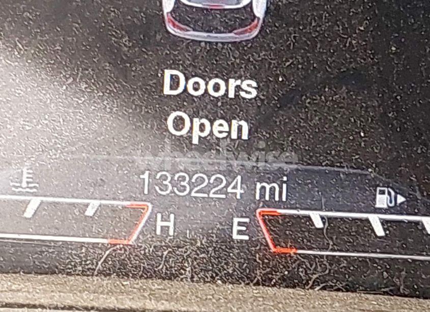 Photo 15 of 2015 Jeep Cherokee TRAILHAWK (VIN 1C4PJMBS7FW574229)